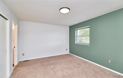 Tiny photo for 221 Braeshire Drive #A, Ballwin, MO 63021 (MLS # 26012622)