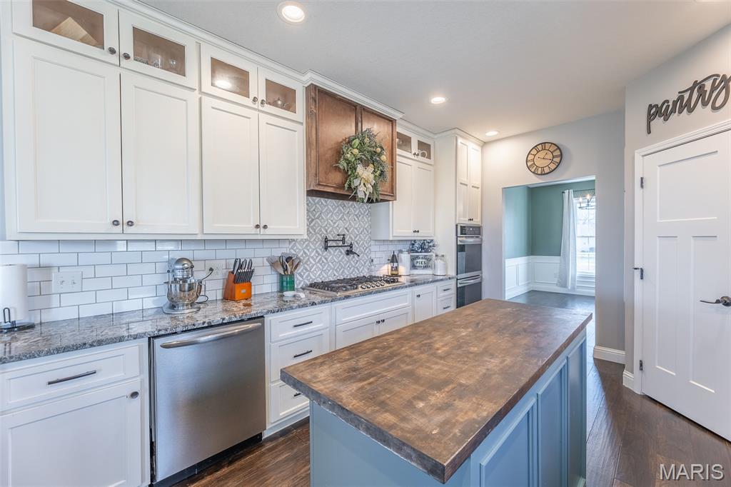 Country Acres Sub - Residential