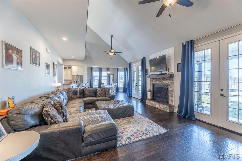 Country Acres Sub - Residential