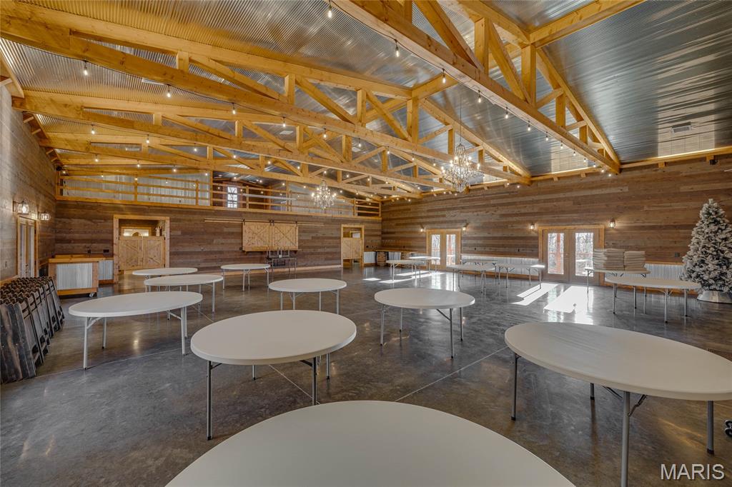 none - Commercial Sale