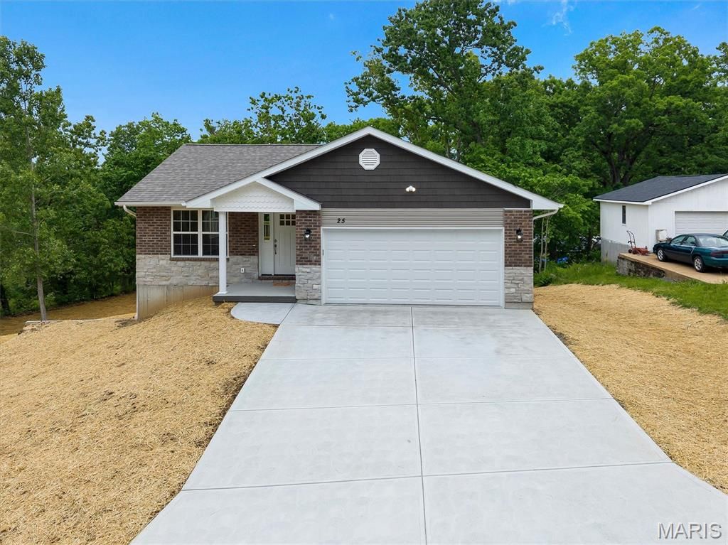 Photo of 25 Milanna Drive, Arnold, MO 63010 (MLS # 26028107)