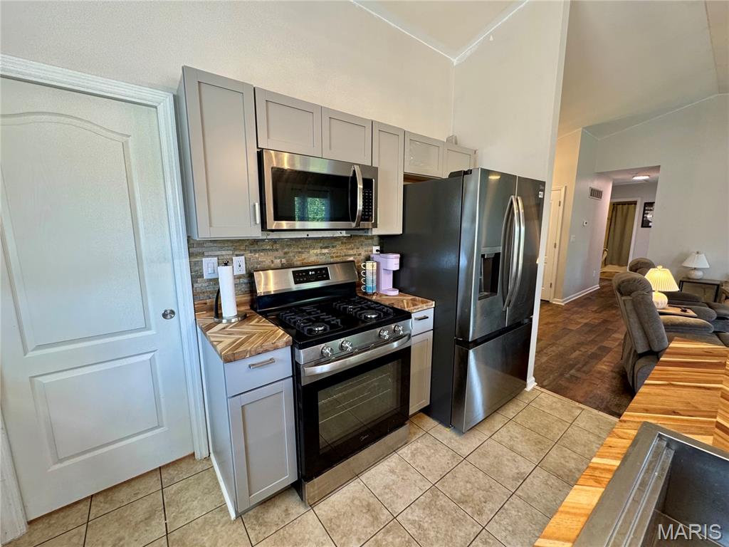 Pevely Heights 02 - Residential