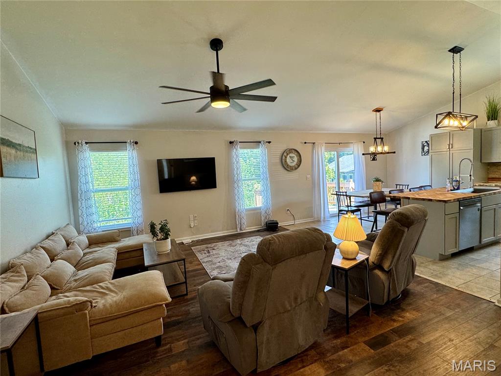 Pevely Heights 02 - Residential