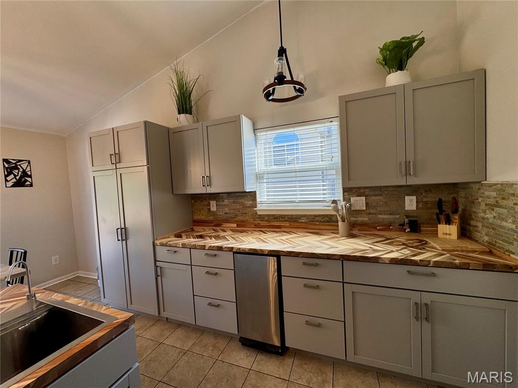 Pevely Heights 02 - Residential