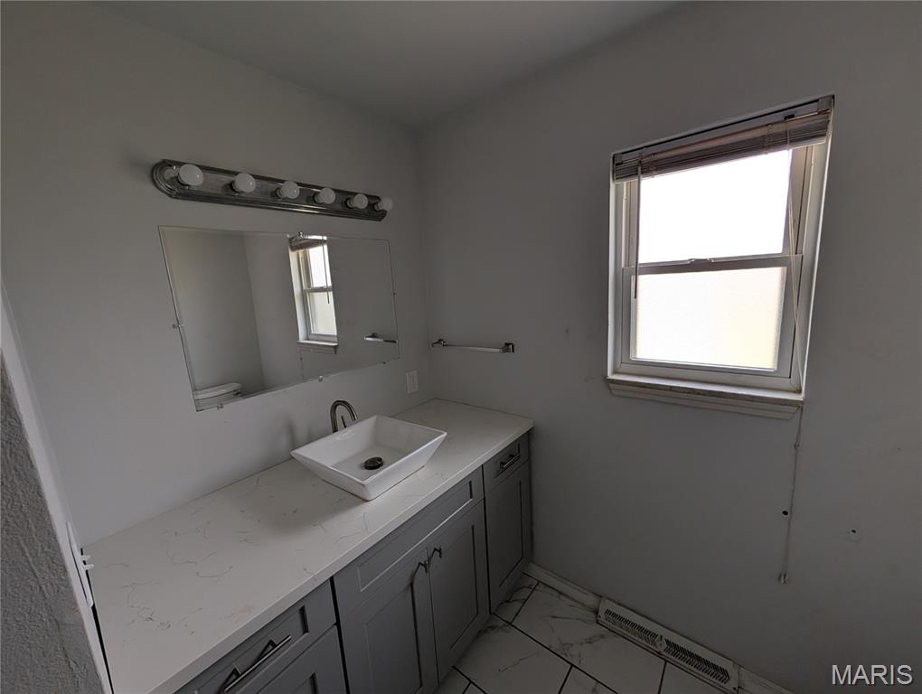 Oakcrest Manor - Residential