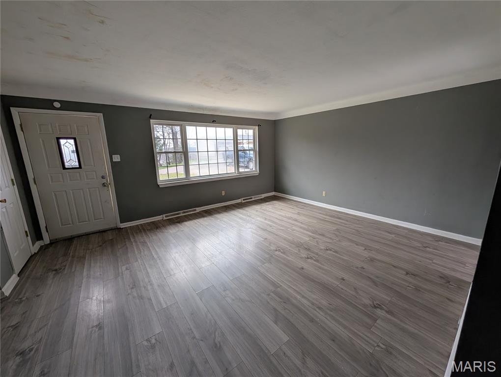 Oakcrest Manor - Residential