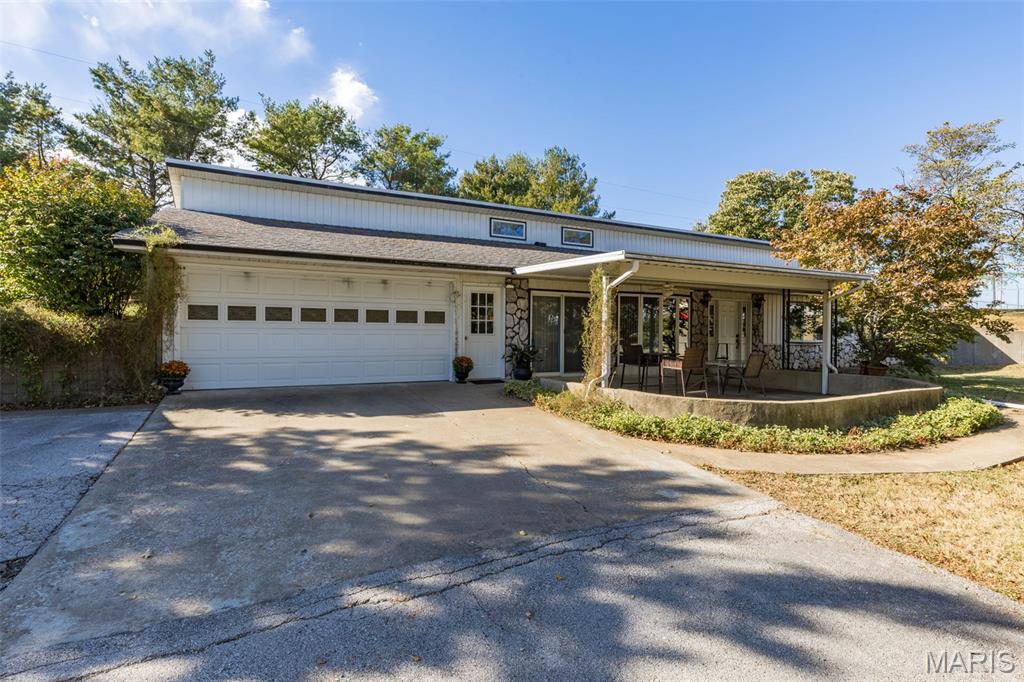 Photo of 12904 Friedman Road RD, Ste Genevieve, MO 63670 (MLS # 26066829)
