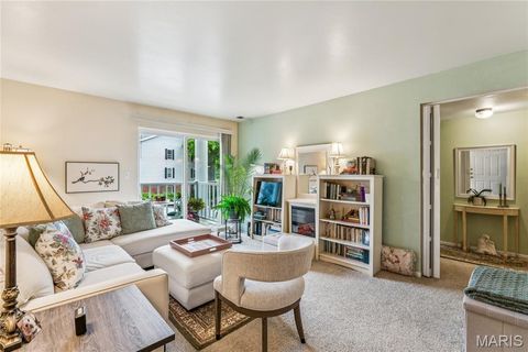 Tiny photo for 12818 Portulaca Drive #G, St Louis, MO 63146 (MLS # 26023725)