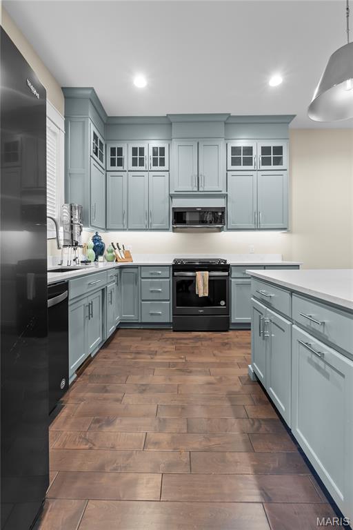 Riverview Court Sub - Residential