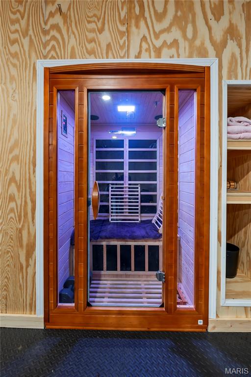 Riverview Court Sub - Residential