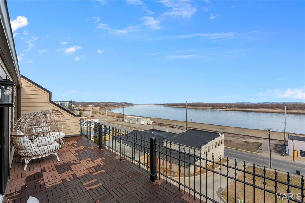 Riverview Court Sub - Residential