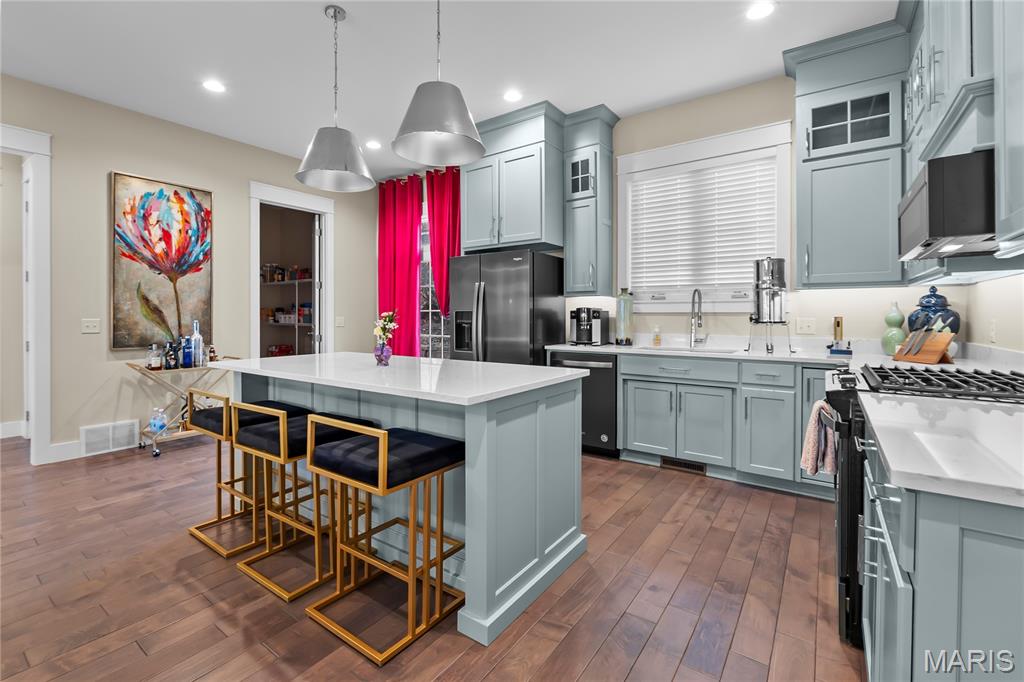 Riverview Court Sub - Residential