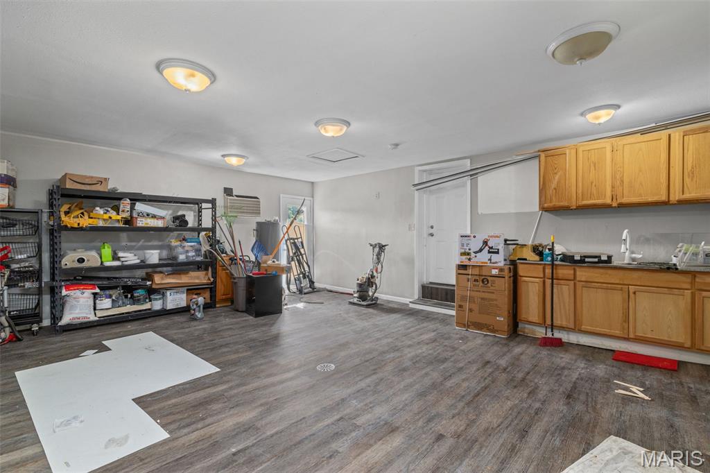 Morris Acres - Commercial Sale