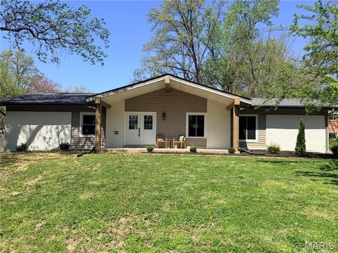 Tiny photo for 170 Saddleford Drive, Chesterfield, MO 63017 (MLS # 26010754)