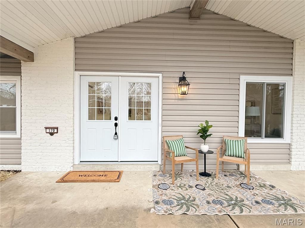 Photo of 170 Saddleford Drive, Chesterfield, MO 63017 (MLS # 26010754)