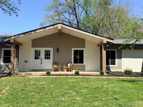 Tiny photo for 170 Saddleford Drive, Chesterfield, MO 63017 (MLS # 26010754)