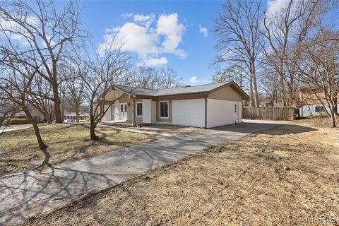 Tiny photo for 170 Saddleford Drive, Chesterfield, MO 63017 (MLS # 26010754)