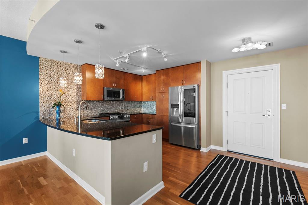 Park East Tower Condos - Residential