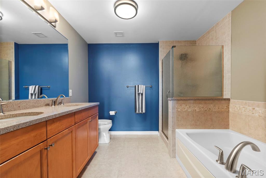 Park East Tower Condos - Residential