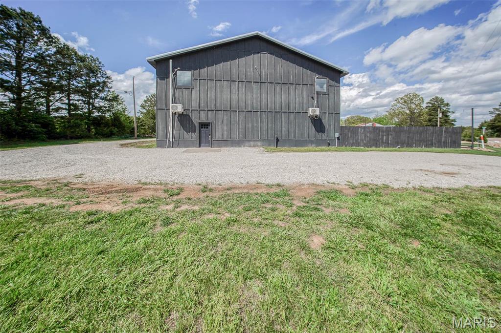 County - Commercial Sale