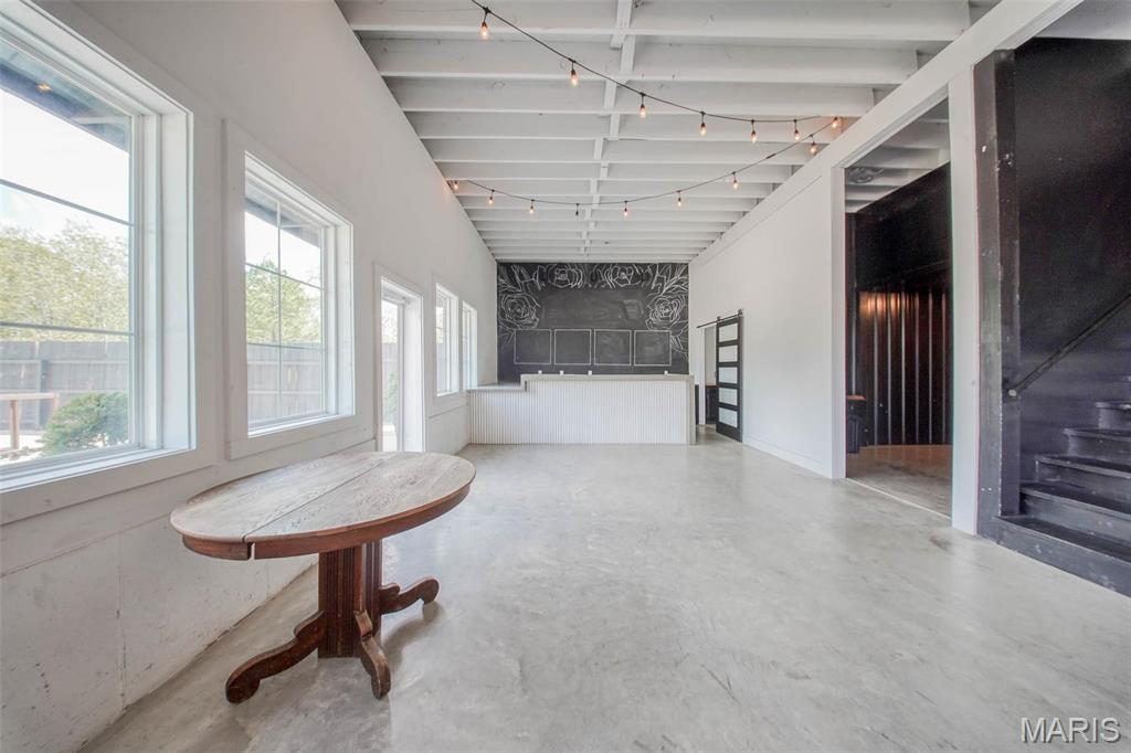 County - Commercial Sale