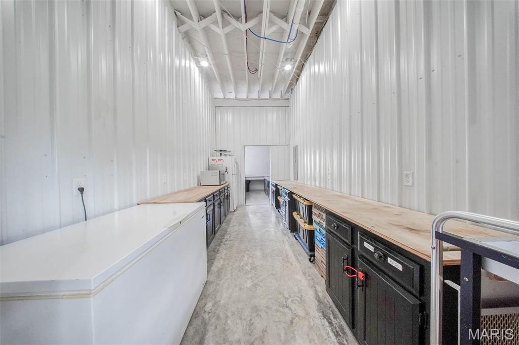 County - Commercial Sale