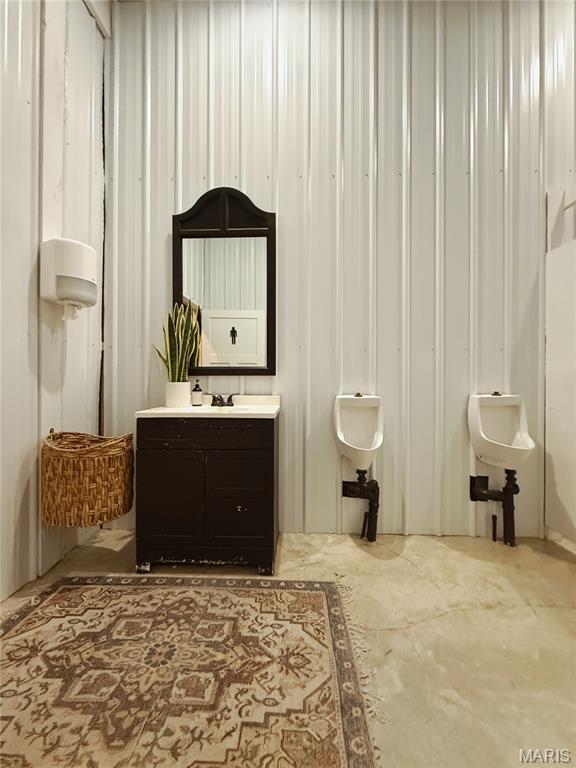 County - Commercial Sale