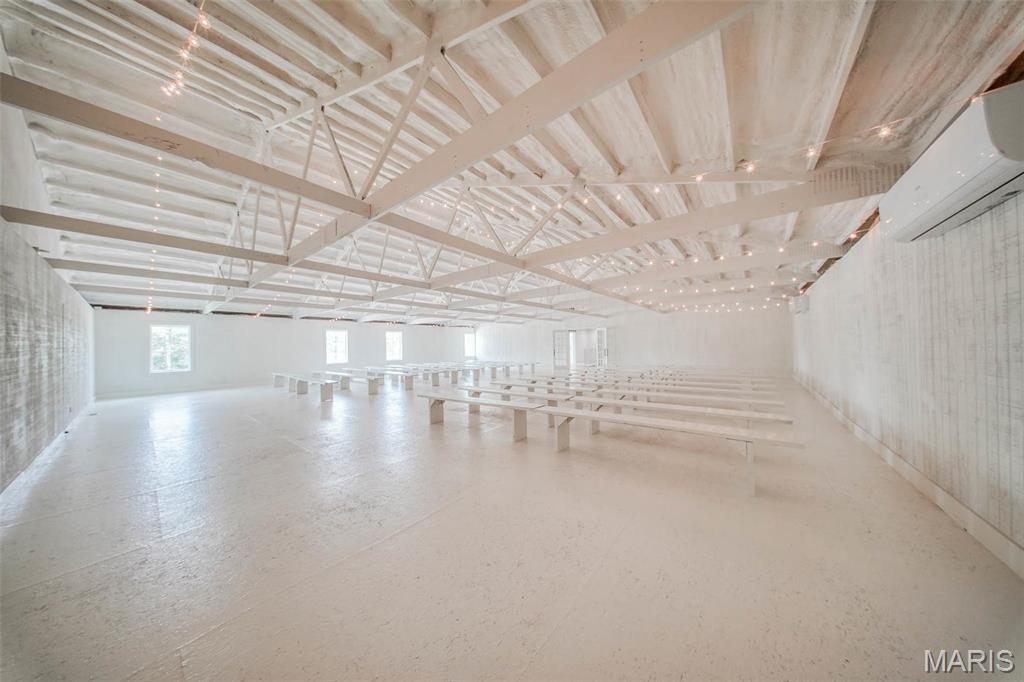 County - Commercial Sale