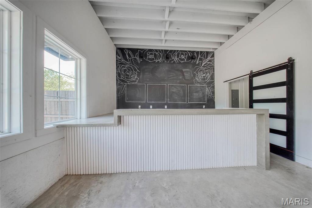 County - Commercial Sale