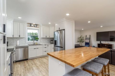 20250 Simmons Road Waynesville MO 65583