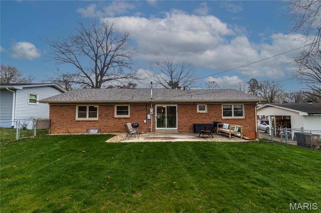 Photo of 1061 Patricia Street, Cape Girardeau, MO 63701 (MLS # 26013759)