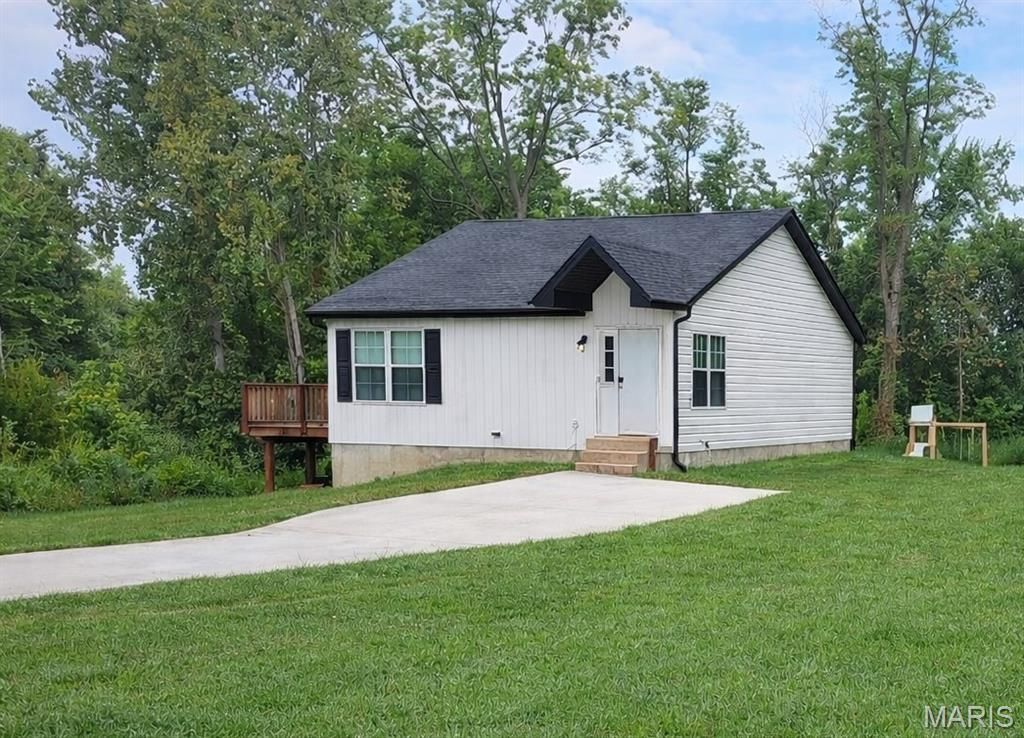 Photo of 199 Juni Way, Truesdale, MO 63380 (MLS # 26003330)