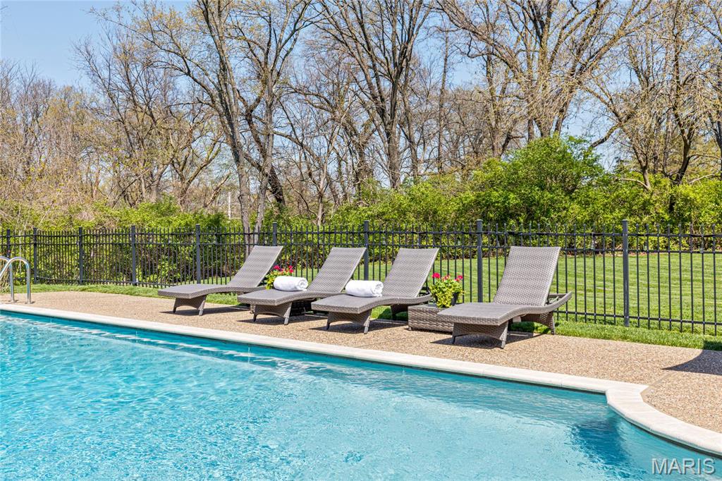 Windmoor Place 1 - Residential