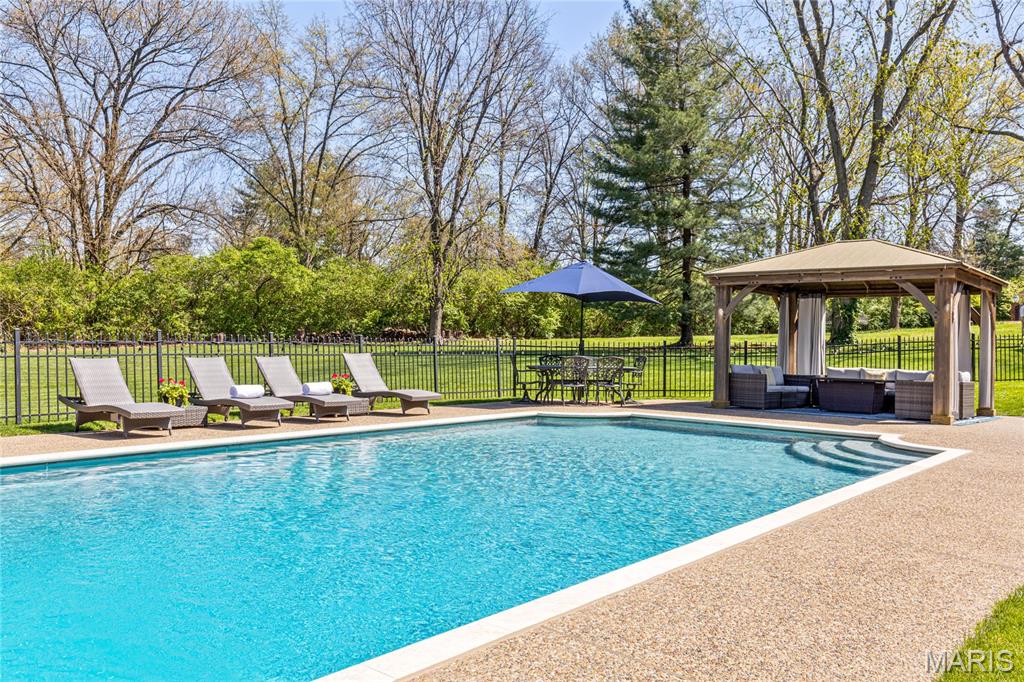 Windmoor Place 1 - Residential