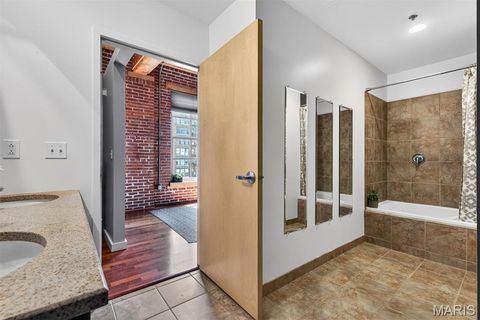 Tiny photo for 721 N 17th Street #405, St Louis, MO 63103 (MLS # 26027445)