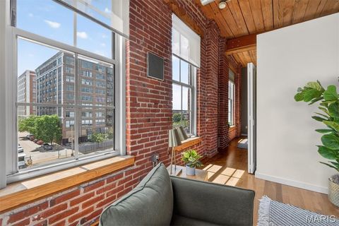 Tiny photo for 721 N 17th Street #405, St Louis, MO 63103 (MLS # 26027445)
