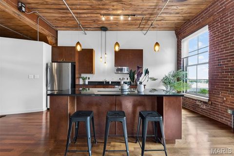 Tiny photo for 721 N 17th Street #405, St Louis, MO 63103 (MLS # 26027445)