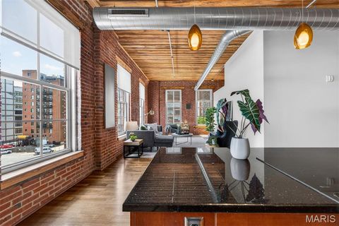 Tiny photo for 721 N 17th Street #405, St Louis, MO 63103 (MLS # 26027445)