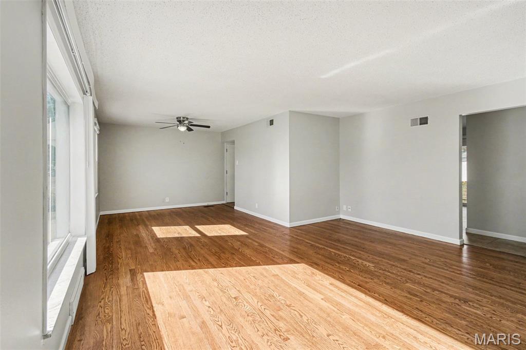 Foxrun 1 - Residential