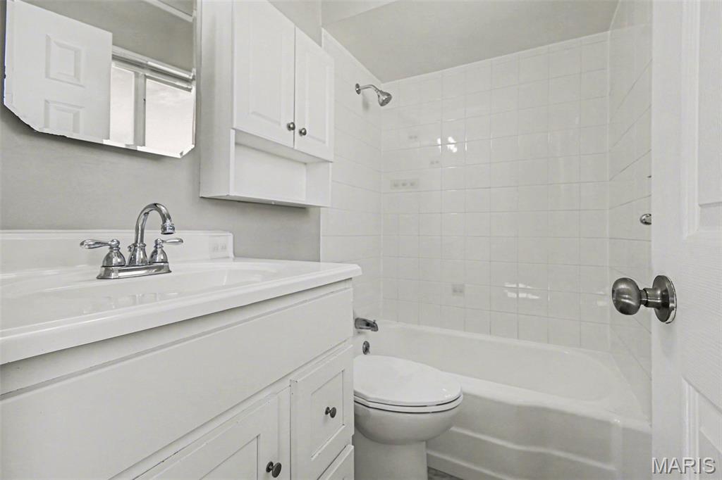 Foxrun 1 - Residential