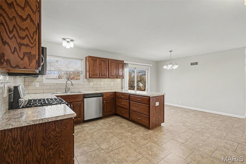 Foxrun 1 - Residential