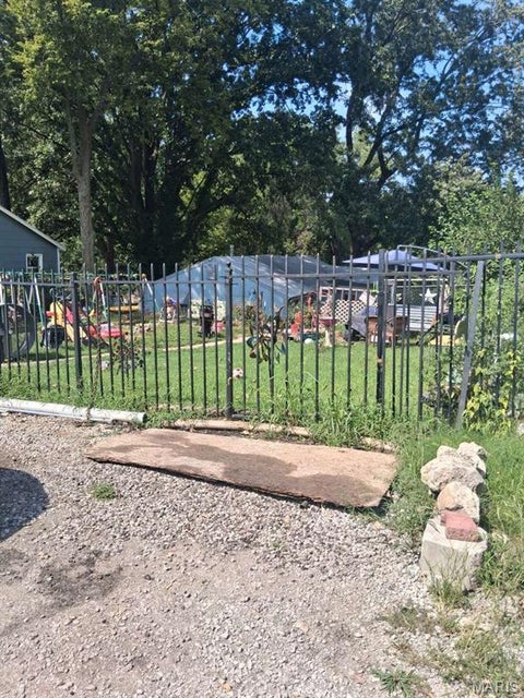 Tiny photo for 11416 E 13th Street S, Independence, MO 64052 (MLS # 26058883)