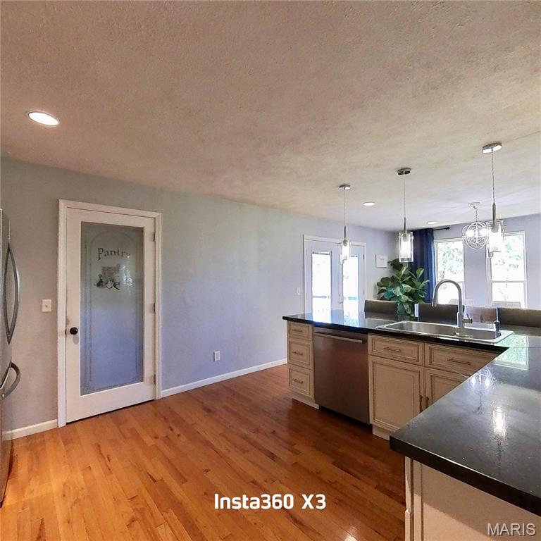 Currys Add - Residential