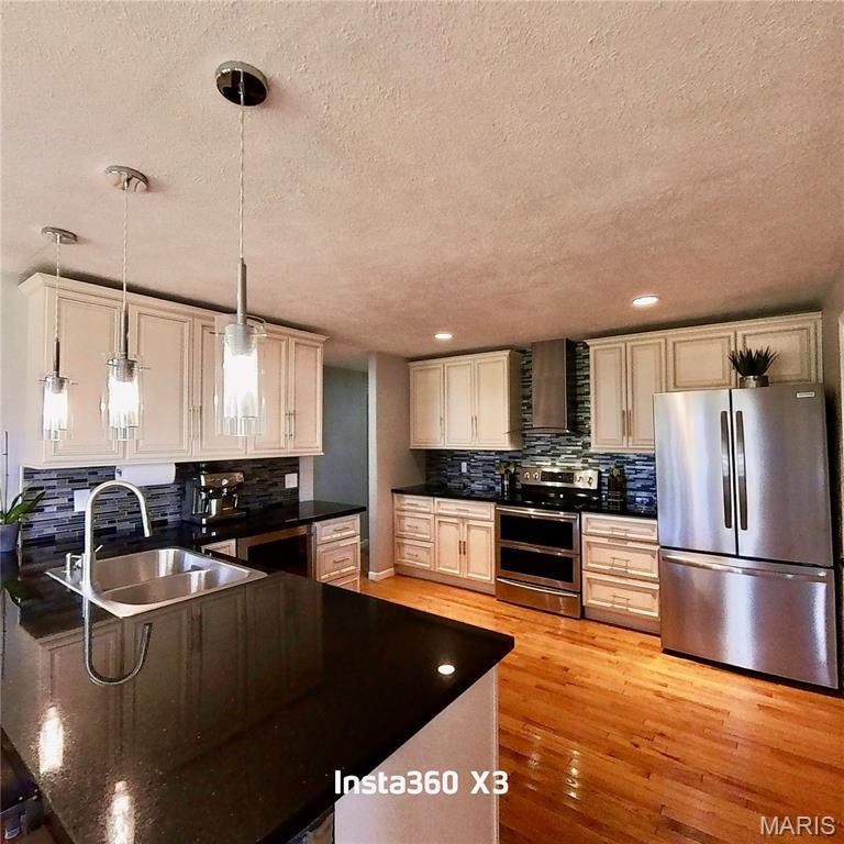 Currys Add - Residential
