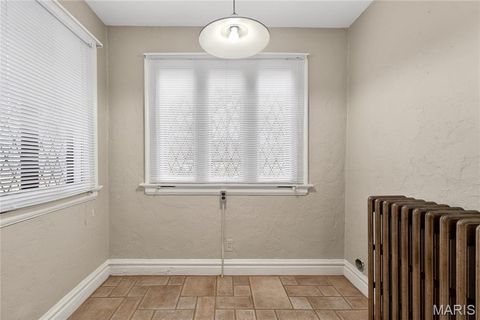 Tiny photo for 8369 Big Bend Boulevard, Webster Groves, MO 63119 (MLS # 26009977)