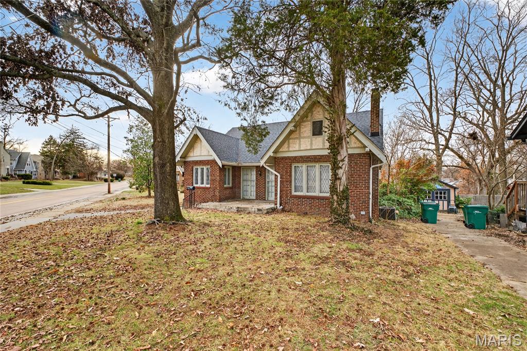 8369 Big Bend Boulevard