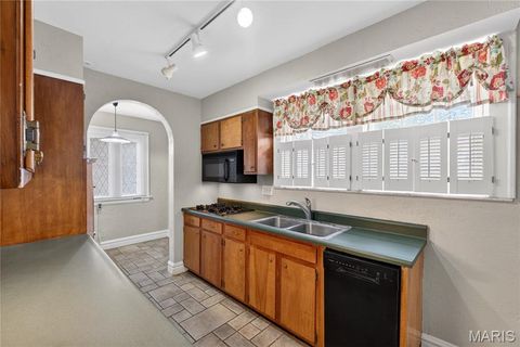 Tiny photo for 8369 Big Bend Boulevard, Webster Groves, MO 63119 (MLS # 26009977)