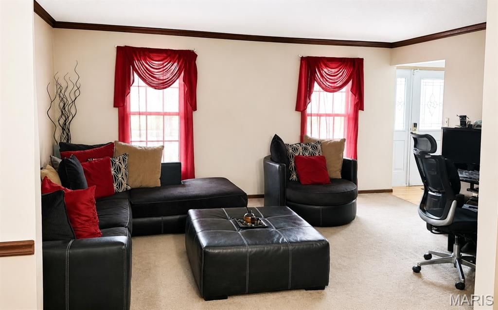 Photo of 1955 Acorn Trail Drive, Florissant, MO 63031 (MLS # 26034112)
