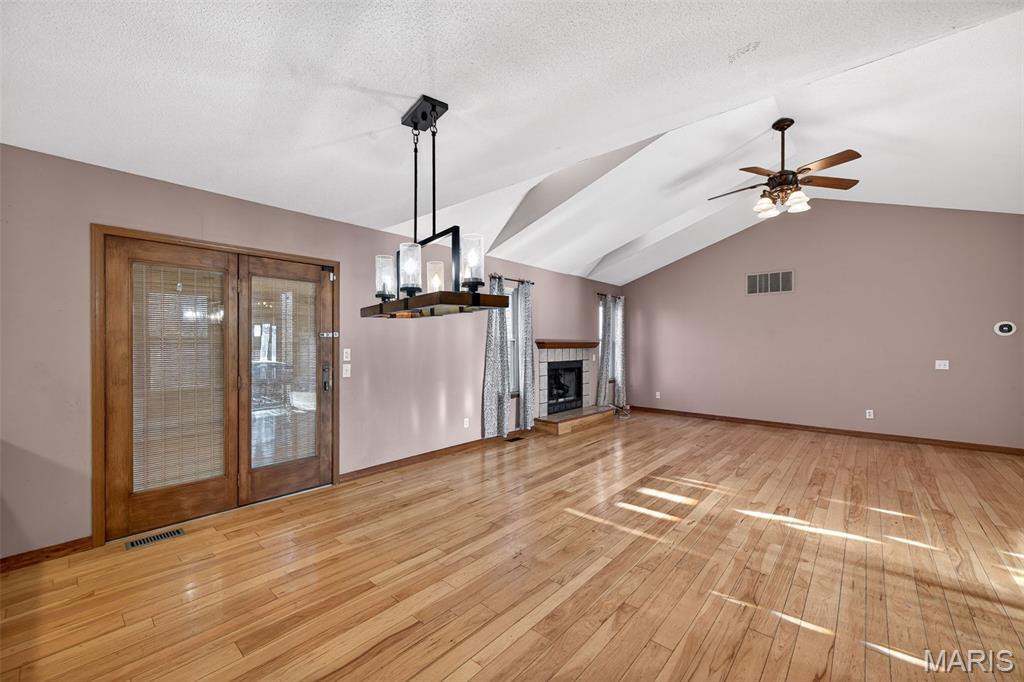 Meadow Bluffs Rev - Residential