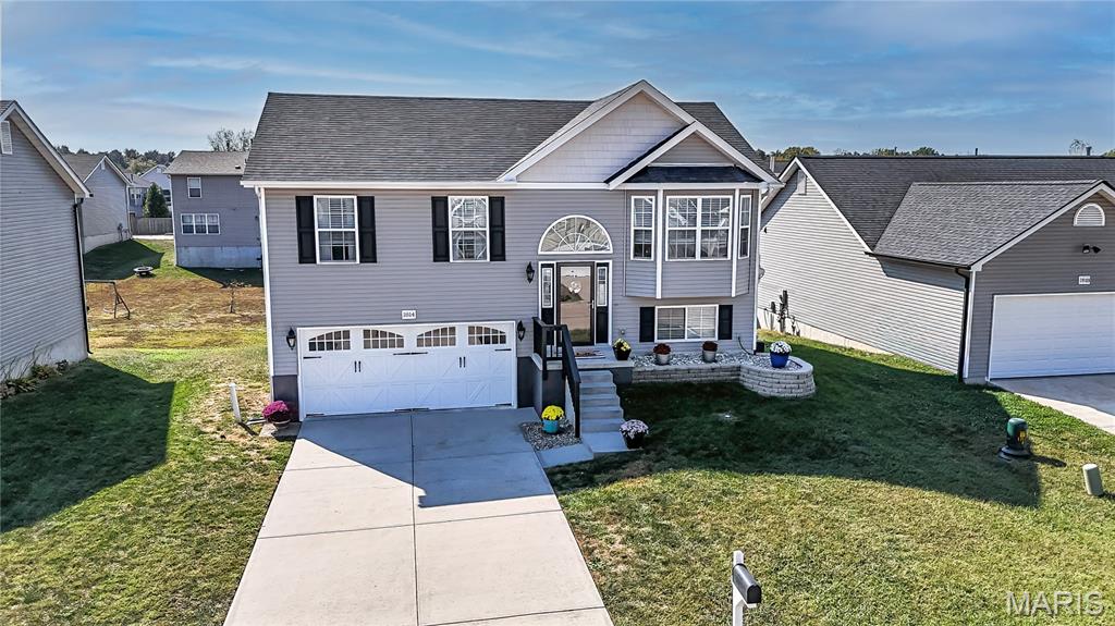 1814 Waters Edge Way